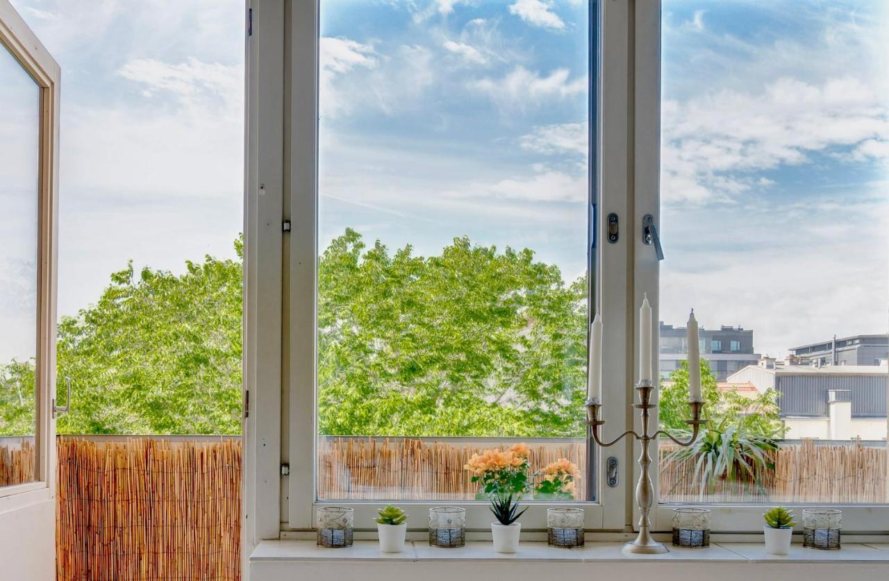 Excellent Downtown Location & City Rooftop Views Турку Екстериор снимка