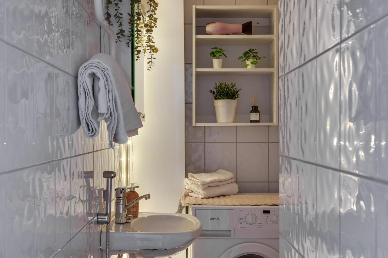 Excellent Downtown Location & City Rooftop Views Турку Екстериор снимка